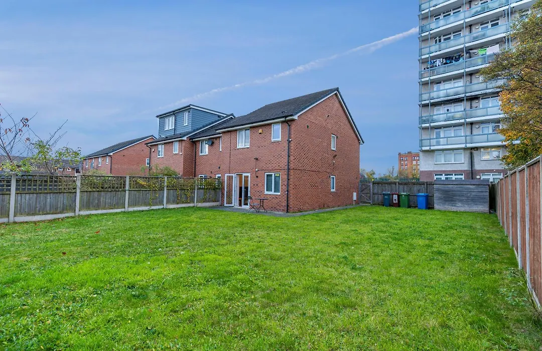 Cosy Modern 3-Bed Near Etihad, Coop Arena - Ao Arena And City Center-1